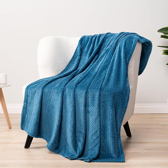 PAVILIA Soft Fleece Teal Blue Throw Blanket for Couch, Lightweight Plush Warm Blankets for Bed, Fuzzy Cozy Flannel Blanket Throw for Sofa, Travel, Jacquard Pattern, Teal Blue, 50x60 inch