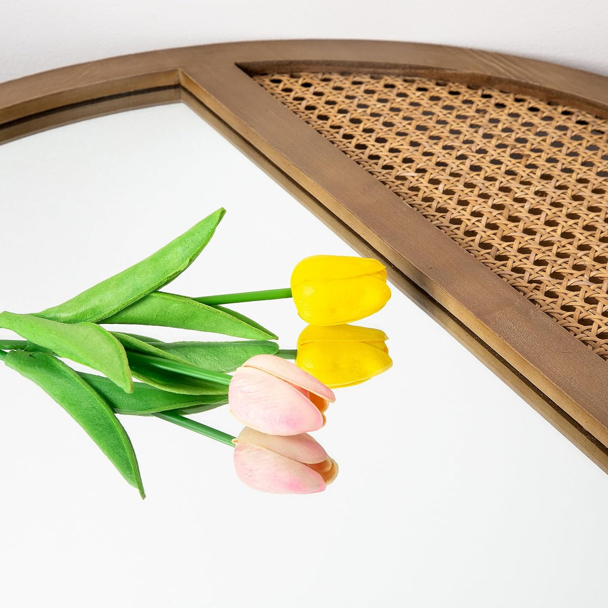 Rattan Round Mirror, 24 Inch Wall Mirror for Living Room Decor, Wooden Framed, Vintage Hanging Mirror, Hand-Woven for Wall Art Decoration