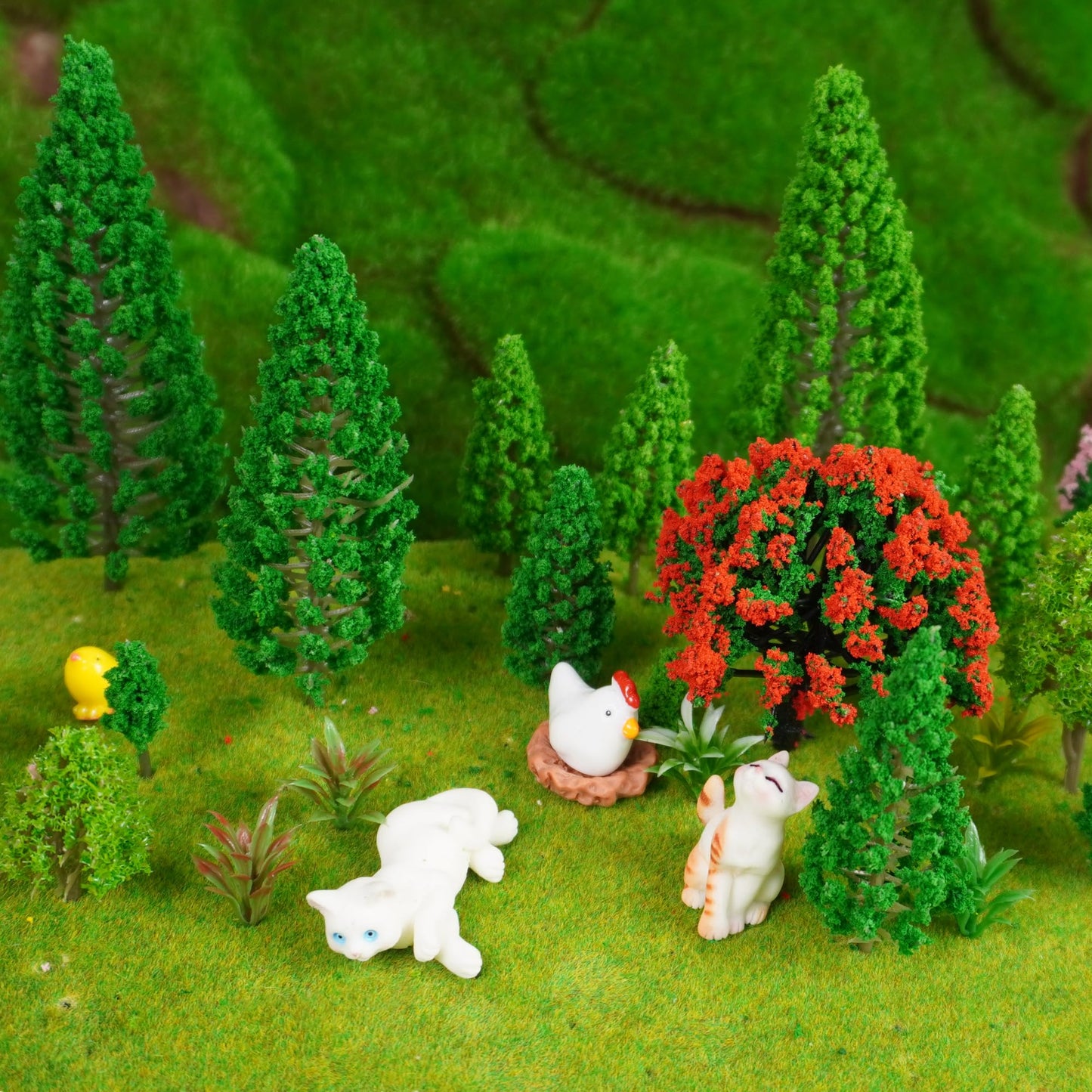 MOMOONNON 32pcs Model Trees 1.1-5.1inch Mixed Diorama Model Tree Colourful Flower Trees Grass Architecture Mini Trees for Crafts Building Model Railway Scenery Landscape Supplies (Style 01)