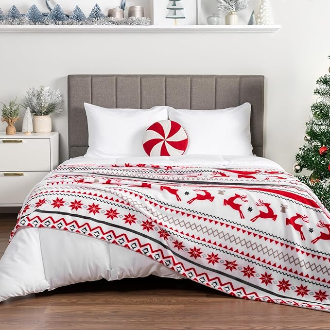 PAVILIA Christmas Throw Blanket | Holiday Christmas Reindeer Snowflakes Fleece Blanket | Soft, Plush, Warm Winter Cabin Throw, 50x60 (White Reindeer)
