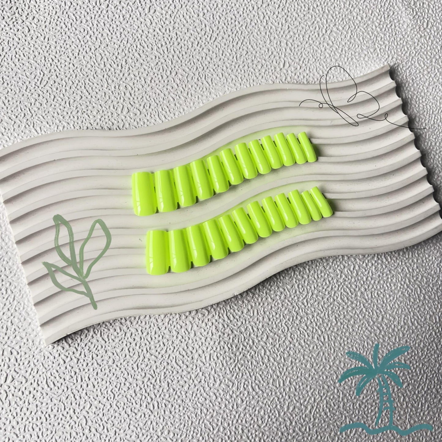 KQueenest Neon Green Press on Nails Medium Long Square, Gloss Solid Color Full Cover Medium Fake Nails Nails Press Ons, Natural Acrylic Glue on Nails For Women, Gel Square Tip Nails Set, in 24 Pcs
