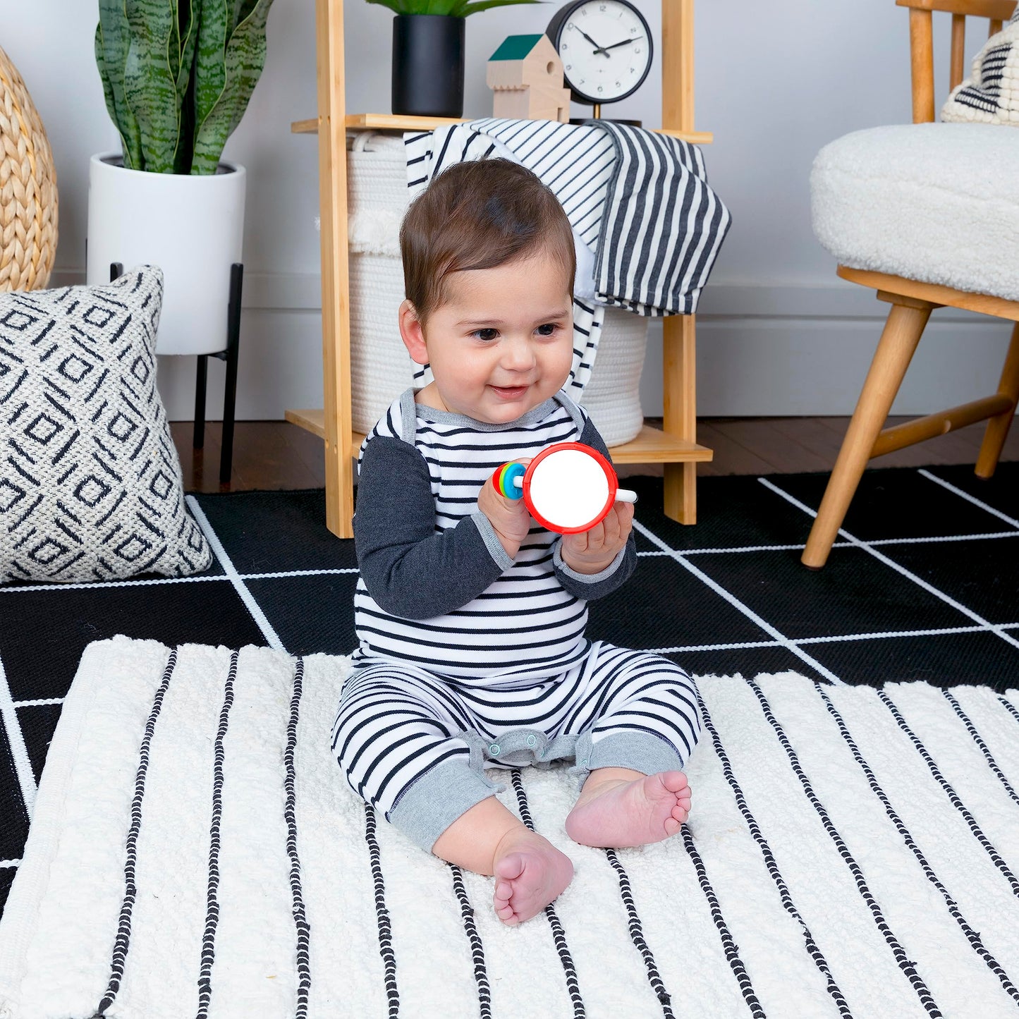 Baby Einstein Cal’s Sensory Shake-up Developmental Activity Rattle Toy, BPA Free, for Infants Ages 3 Months and up