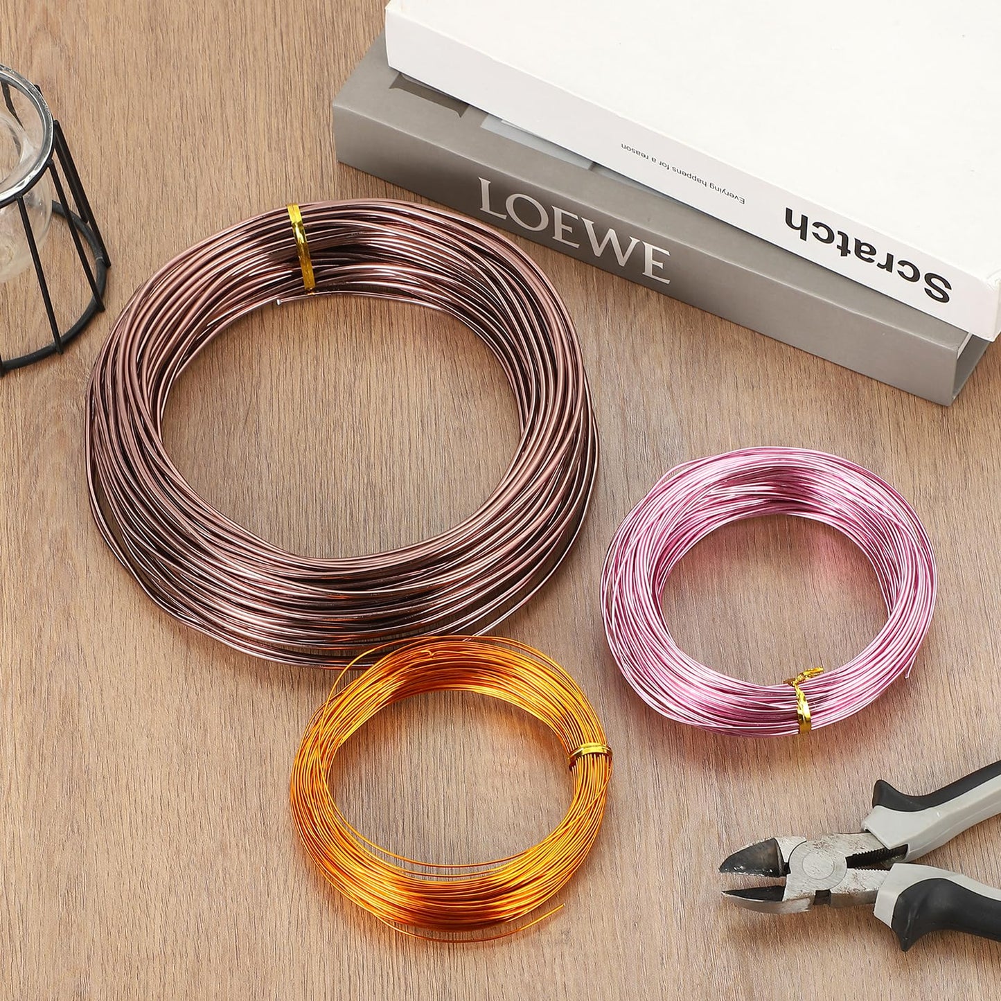 MECCANIXITY 13 Gauge 1.8mm Aluminum Wire, 100 Feet Bendable Metal Craft Armature Wire for Jewelry Making DIY Beading Floral Wreath Wrapping Sculpting, Light Pink