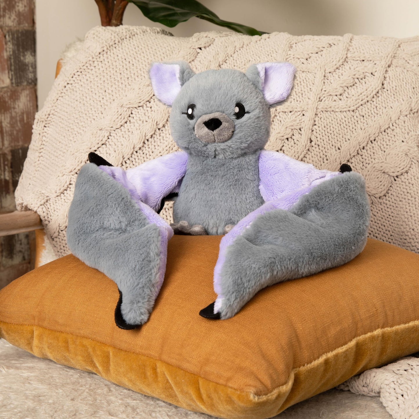 HUGIMALS Hugarounds Berkeley the Bat 2.5 lb Microwaveable & Freezable Weighted Plush Neck & Shoulder Wrap | Soothing, Comforting Hugs for Self-Care & Relaxation | Unscented for Ages 2+