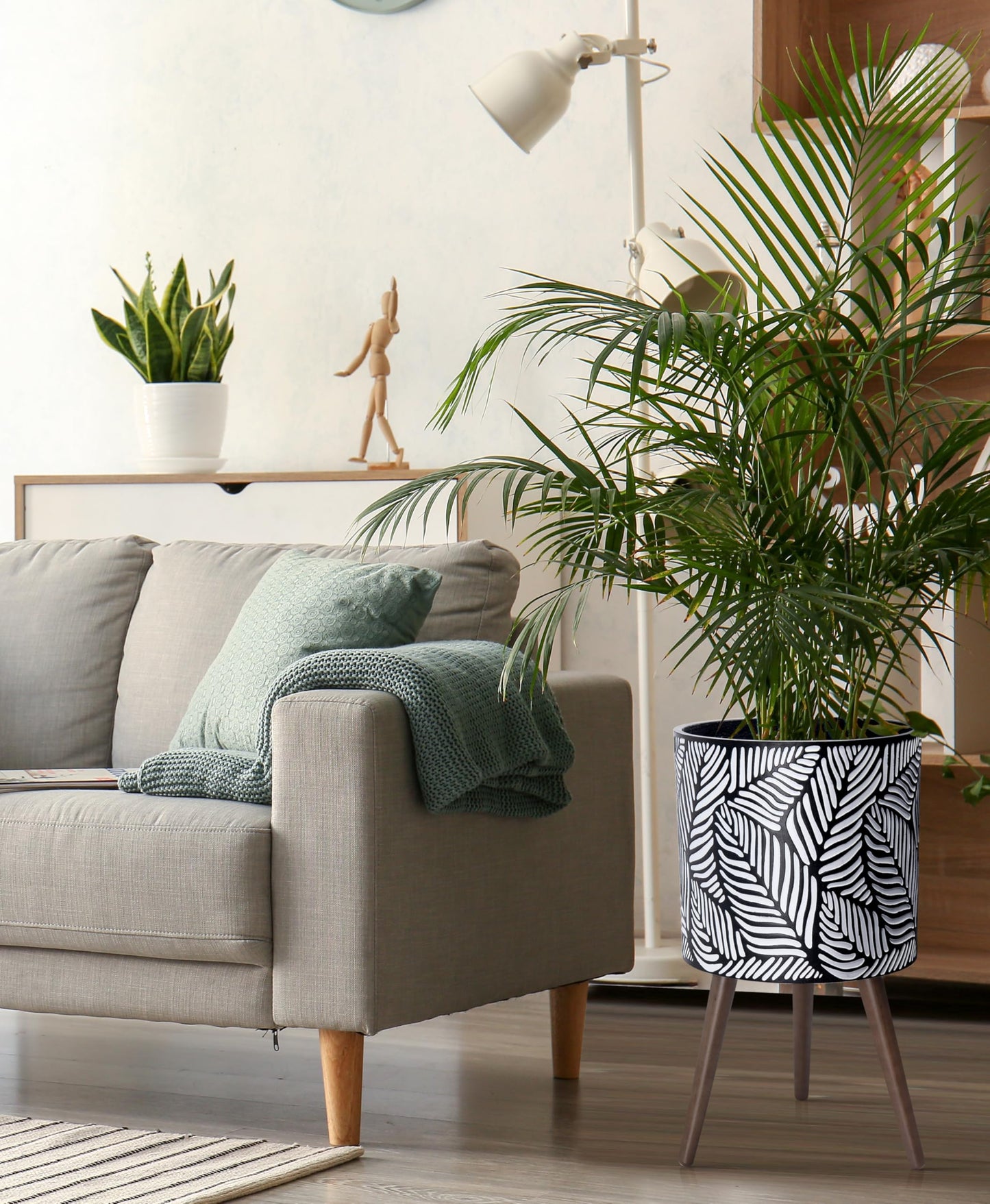 D'vine Dev 14 Inch Planter Pot with Stand, Mid-Century Tall Plant Pot with Legs for Indoor Plants, X-Large, White/Grey, 88-L-D-7