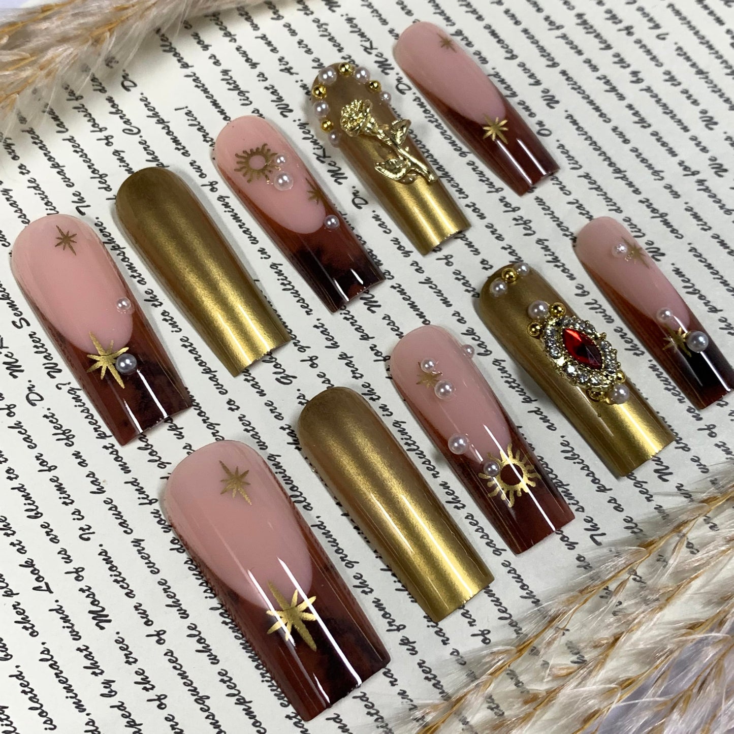 BABALAL Baroque Press On Nails, Extra Long Square Fake Nails with Gold & Red Gem, Tortoiseshell Ombre Acrylic Stick On Nails for Women 24Pcs