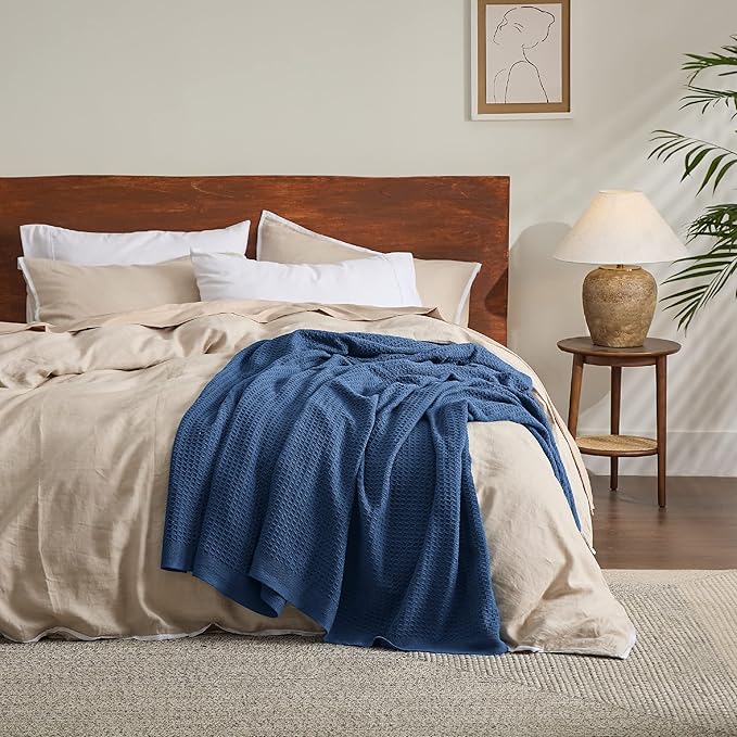 Bedsure 100% Cotton Blanket King Size for Bed - Breathable and Soft, Waffle Weave Blanket for Summer Spring, Navy, 104x90 inches