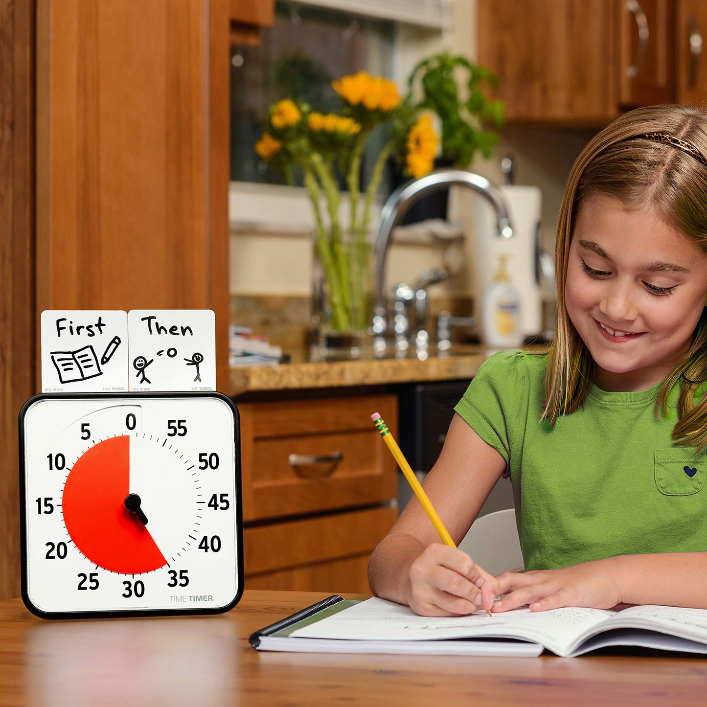 TIME TIMER 8 inch Visual Timer - 60 Minute Desk Countdown Clock with Dry Erase Activity Card, Also Magnetic - for Kids Classroom, Homeschooling Study Tool, Task Reminder, Home and Kitchen Timer