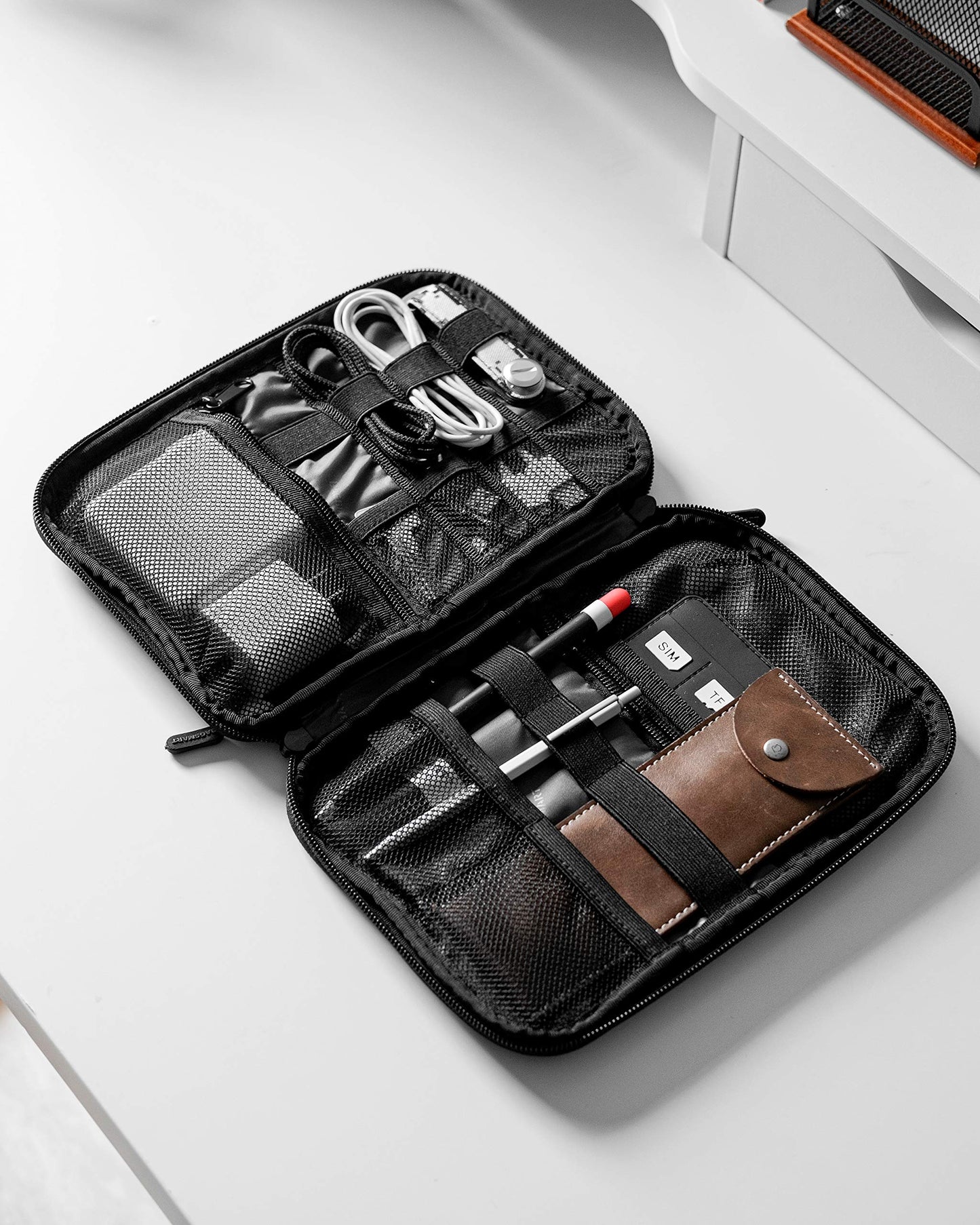 BAGSMART Large Electronics Travel Organizer Case, Tech Accessories Cord Storage Bag for Phone, Power Bank, SD Card, Cables, Grey