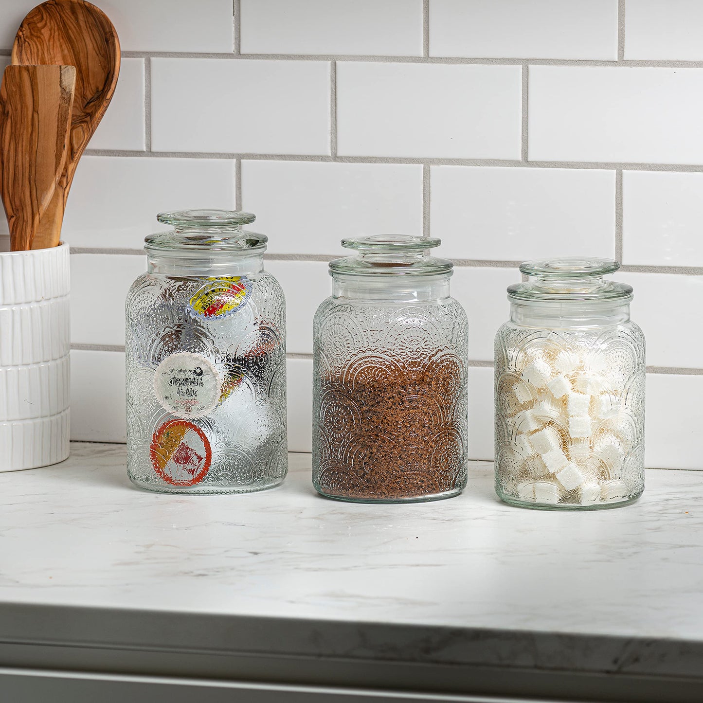 Le'raze Food Storage Containers with Airtight Lids - Retro Design - Pantry Organization, Glass Canisters Storage for Cookies, Tea, Sugar, Candy Jars, Sugar Packet, Set of 3