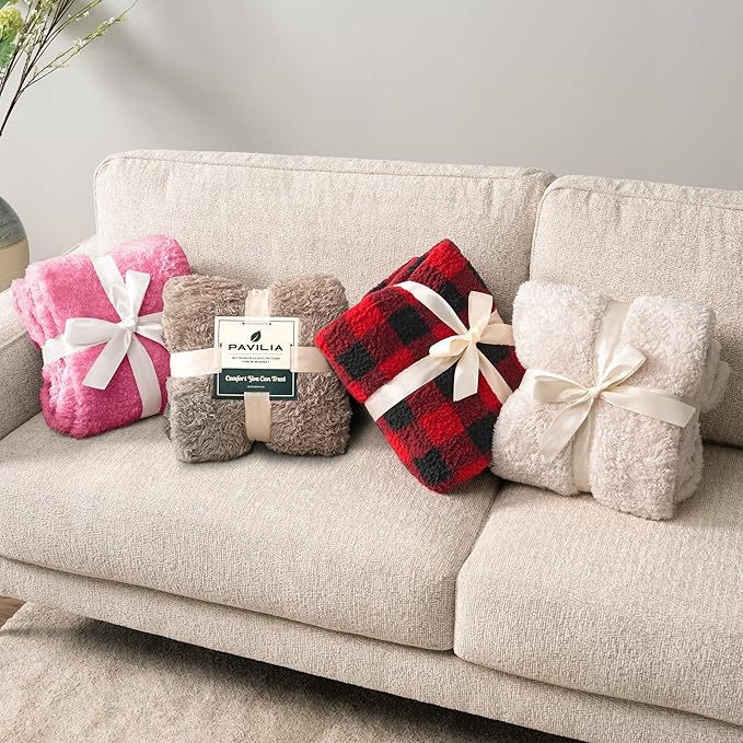 PAVILIA Sherpa Throw Blanket for Couch Sofa, Pink Fluffy Warm Plush Blanket for Bed, Cozy Super Soft Lightweight Throw, Fuzzy Decorative Blanket, All Season Home, 50x60