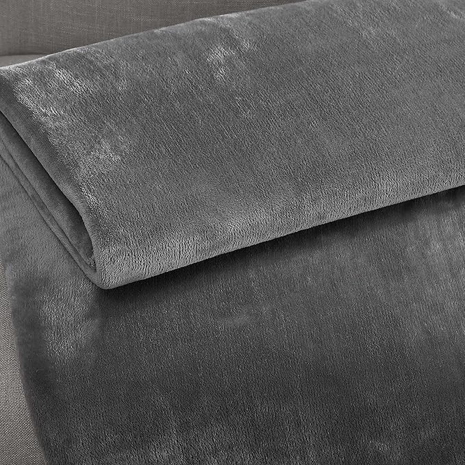 Calvin Klein - Twin Blanket, Super Soft Plush Bedding, Luxury Bed Blanket, Oeko-Tex Certified (Modern Reversible Solid Grey, Twin)