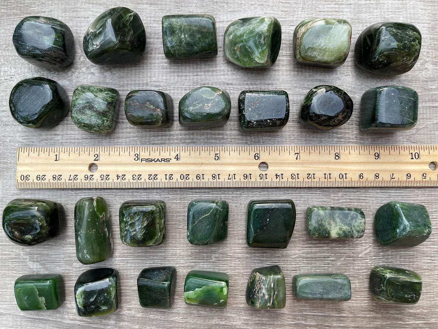 GAF TREASURES 5 Pcs Nephrite Jade Tumbled Stones, Polished Natural Nephrite Jade Gemstone, Nephrite Jade Healing Crystals (Nephrite Jade)
