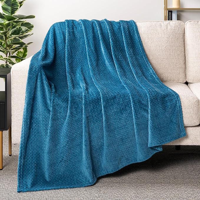 PAVILIA Soft Fleece Teal Blue Throw Blanket for Couch, Lightweight Plush Warm Blankets for Bed, Fuzzy Cozy Flannel Blanket Throw for Sofa, Travel, Jacquard Pattern, Teal Blue, Twin, 60x80 inch