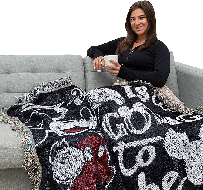 Disney's Mickey Mouse, "Amazing Day" Woven Tapestry Throw Blanket, 48" x 60", Multi Color