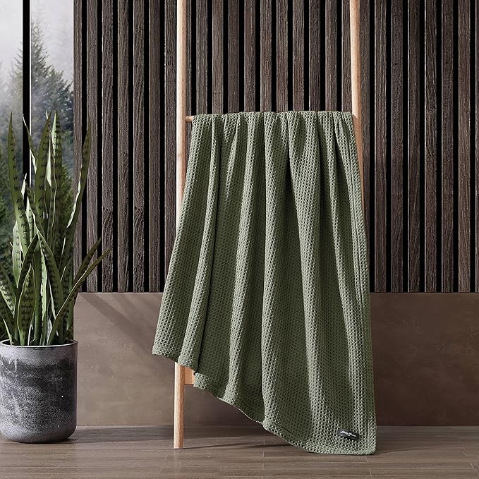Eddie Bauer Blanket Soft Waffle Weave Bedding, Medium Weight Bedroom Decor, Softens Every Wash, Twin, Green