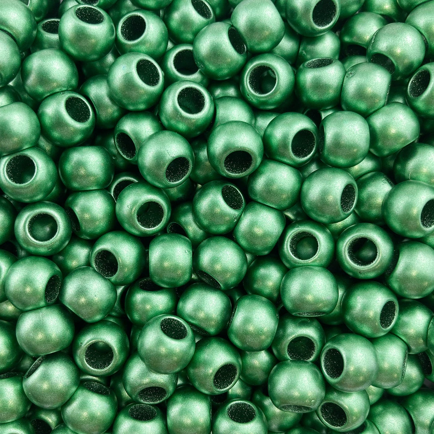 400 Acrylic Large Hole Beads for Crafts 8mm x 10mm Acrylic Barrel Beads with 4.8mm Large Hole, Matte Green