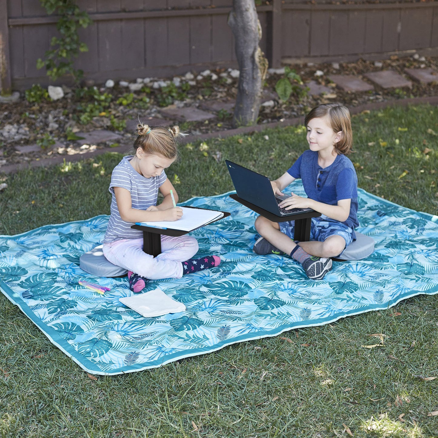 ECR4Kids The Surf Portable Lap Desk, Flexible Seating, Black