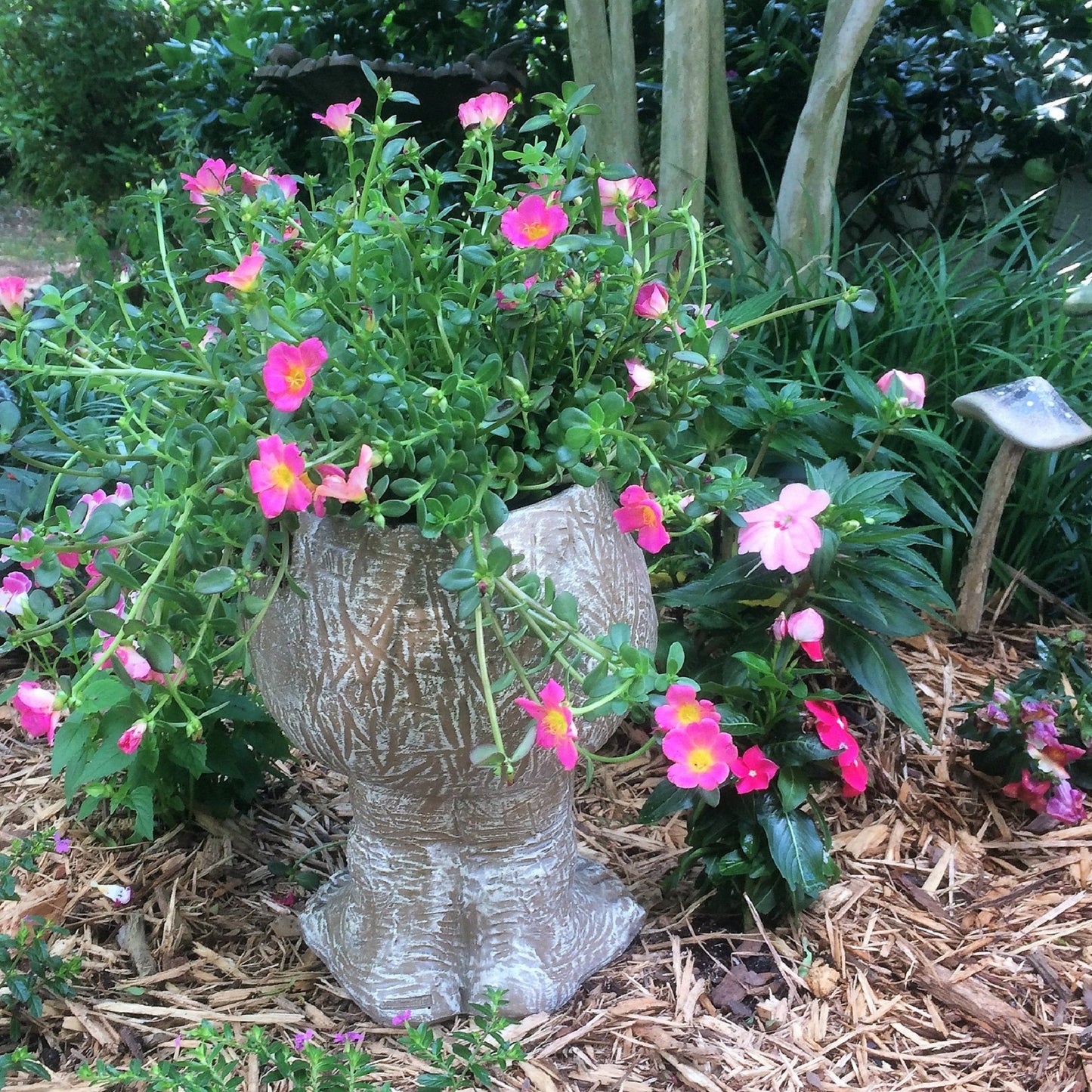 homestyles 12 in. Stone Wash Granny Joy The Muggly Statue Face Planter Holds 4 in. Pot