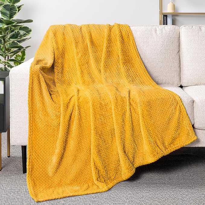 PAVILIA Soft Fleece Yellow Throw Blanket for Couch, Lightweight Plush Warm Blankets for Bed, Fuzzy Cozy Flannel Blanket Throw for Sofa, Travel, Jacquard Pattern, Mustard Yellow, Twin, 60x80 inch
