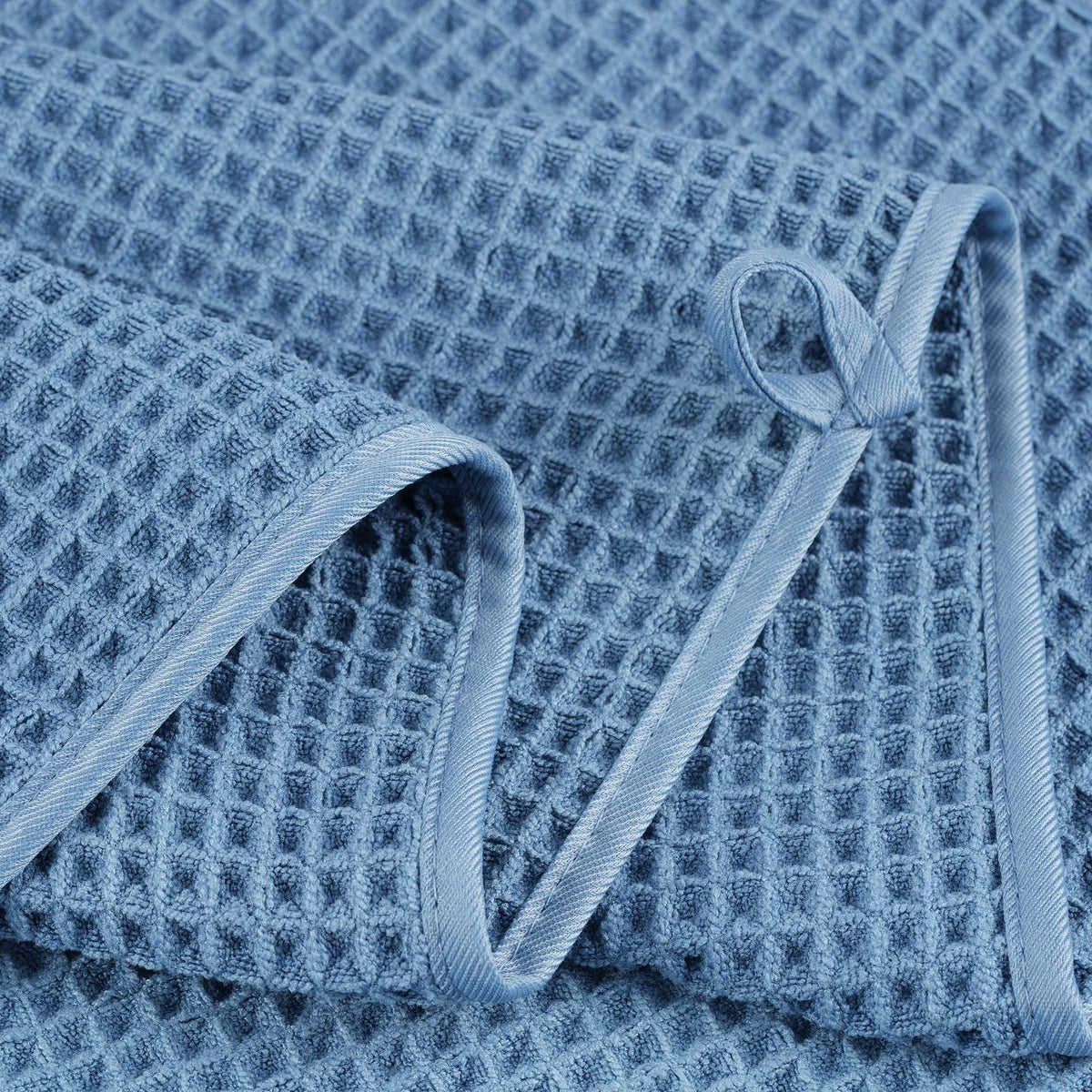430 GSM Poly Blend Microfiber Quick Dry Waffle Bath Towel (4 Count)