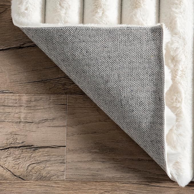 Nuloom SuperiorWash Collection Kai Off-White, 2'6" x 6', Fluffy and Cozy, High Traffic, Stain Resistant, Easy Clean, Durable Washable Runner for Bedroom, Living Room, Dining, Den, Foyer, Entryway