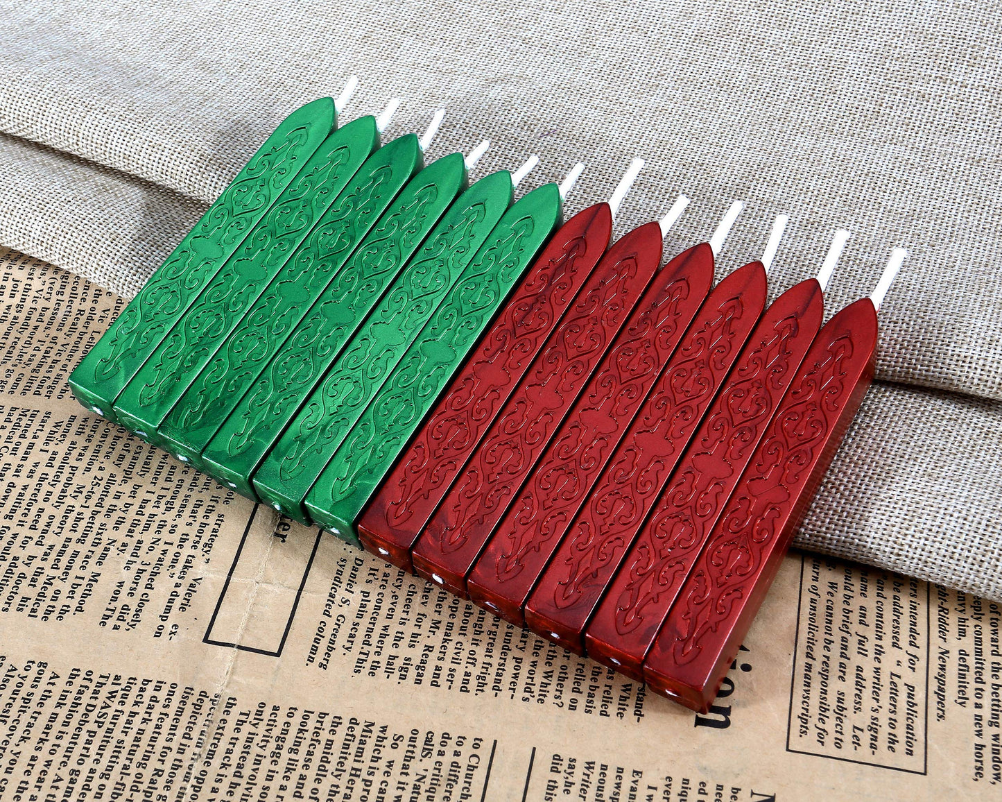 Yoption 12 Pcs Sealing Wax Sticks with Wicks, Antique Metallic Green Red Totem Fire Manuscript Seal Wax for Wax Seal Stamp (Metallic Green+Metallic Red)